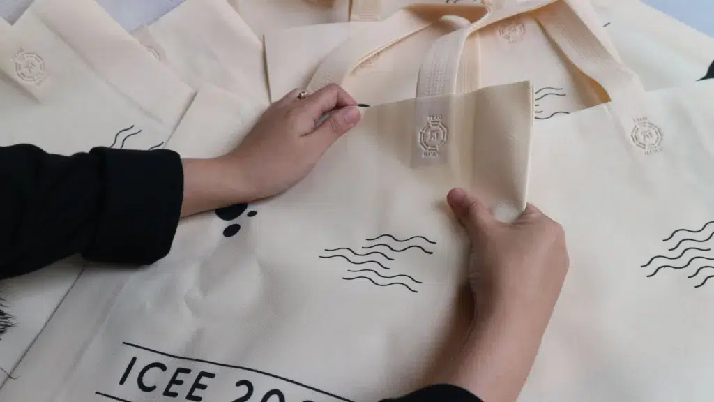 TROOLE MERCHANDISE - PROFILE