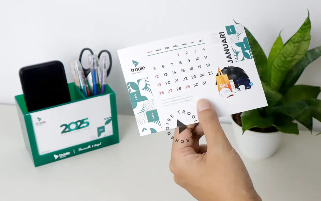 Bikin Klien Ingat Terus! 7 Tips Mendesain Kalender Souvenir Perusahaan yang Memikat