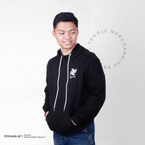 Hoodie Hitam
