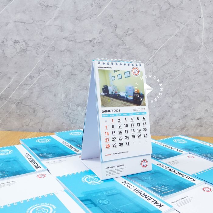 Kalender Meja Kecil