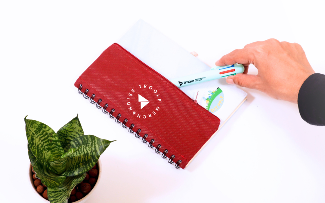 Souvenir Alumni Gathering: Cara Memilih Gift Set yang Mewakili Identitas Kampus